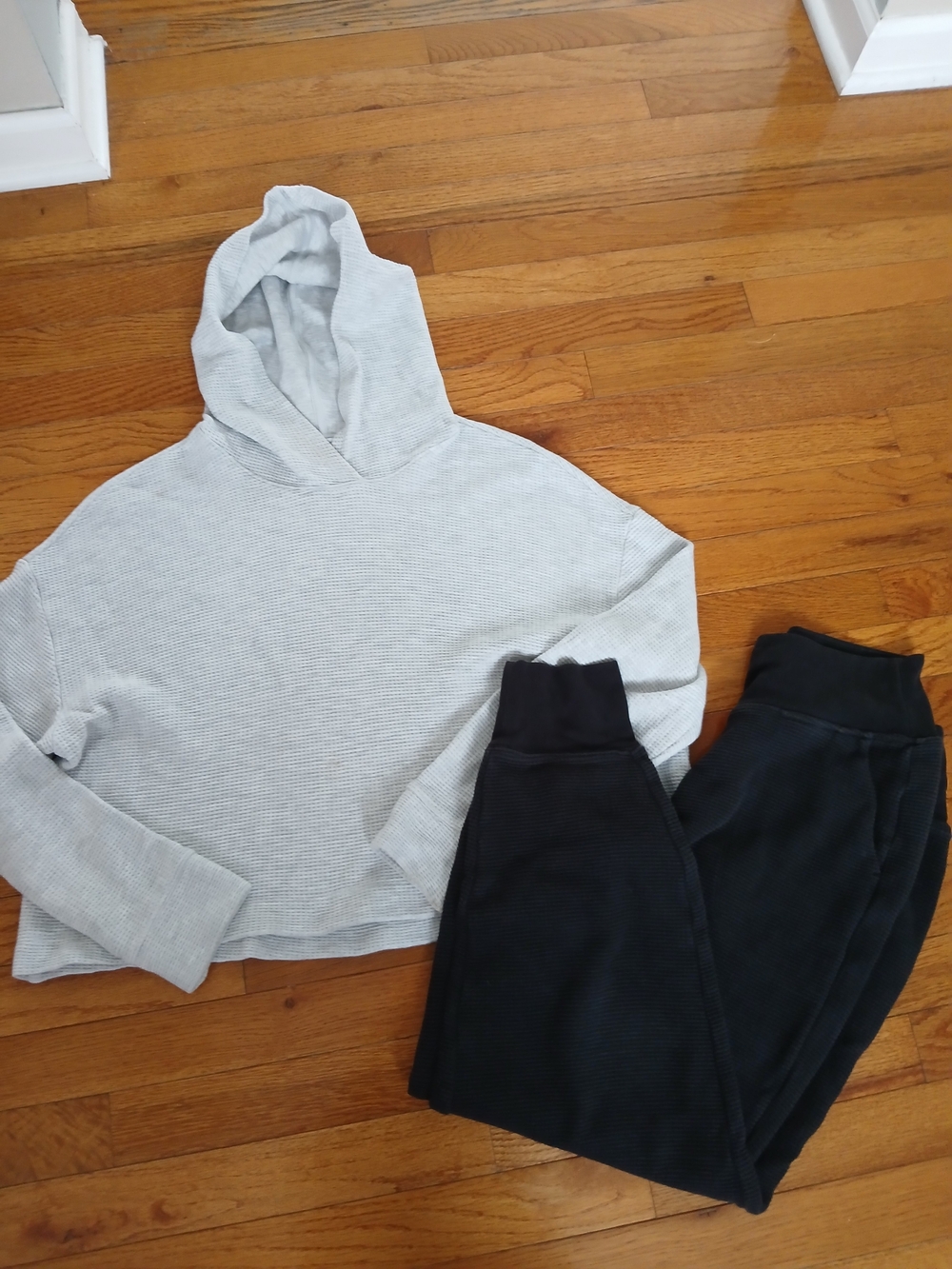 Athleta Light Gray Waffle-Knit Hooded Pullover